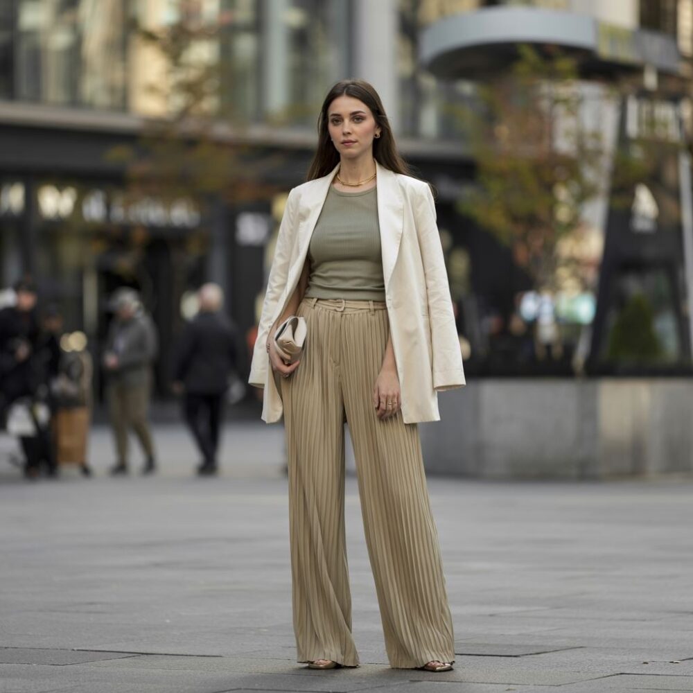 jeansy z wysokim stanem