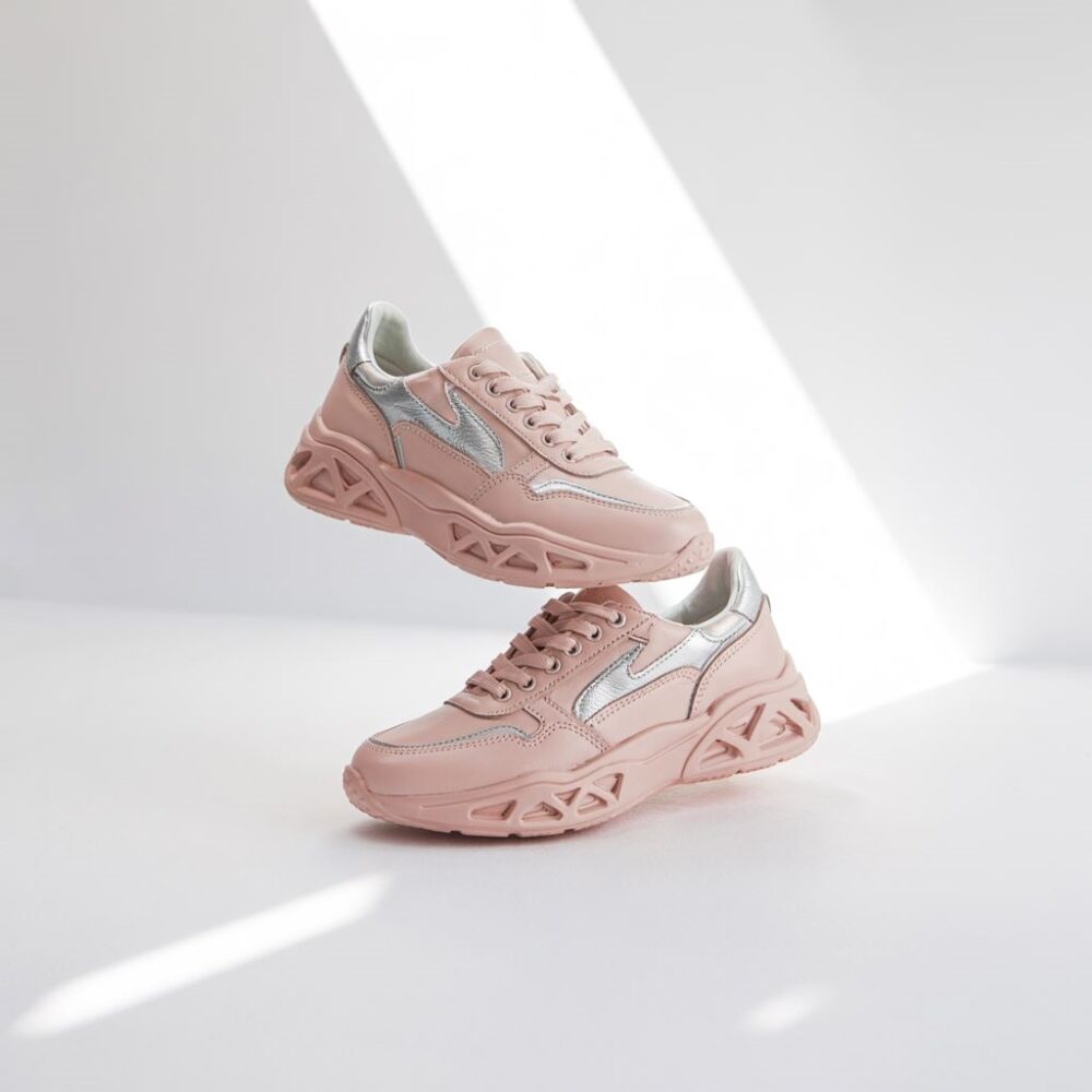 nowoczesne buty sportowe